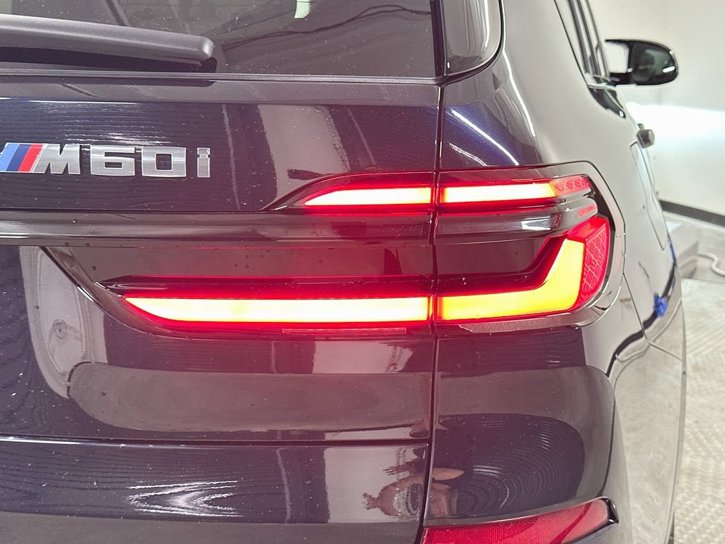 Used 2026 BMW X7 M60i AWD/4WD image 34