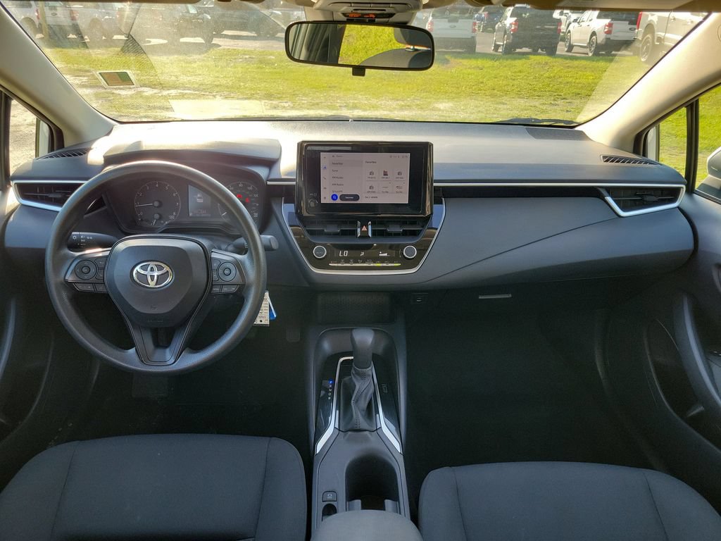 Used 2024 Toyota Corolla LE FWD image 25