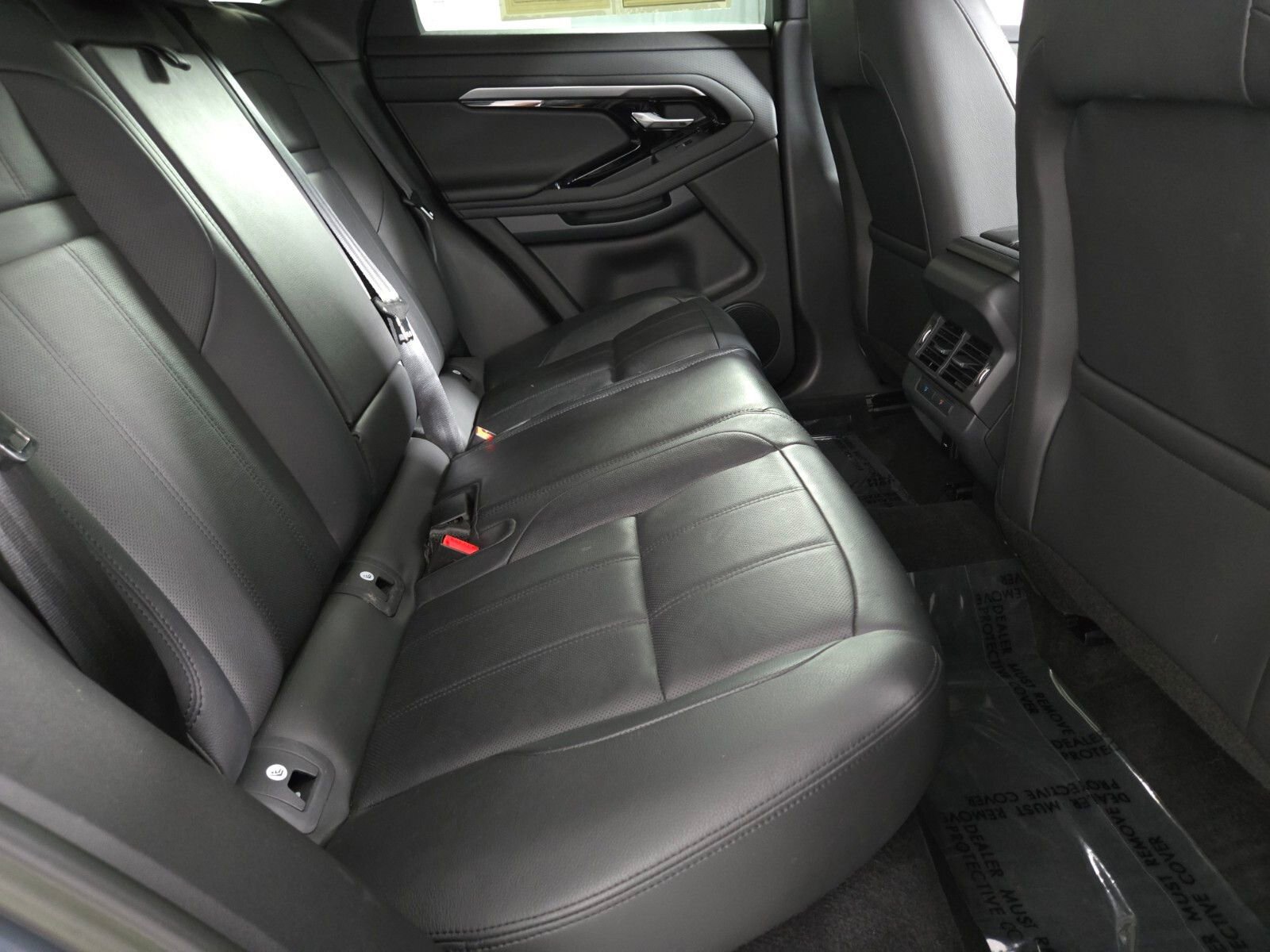 Used 2023 Land Rover Range Rover Evoque R-Dynamic S AWD/4WD image 18