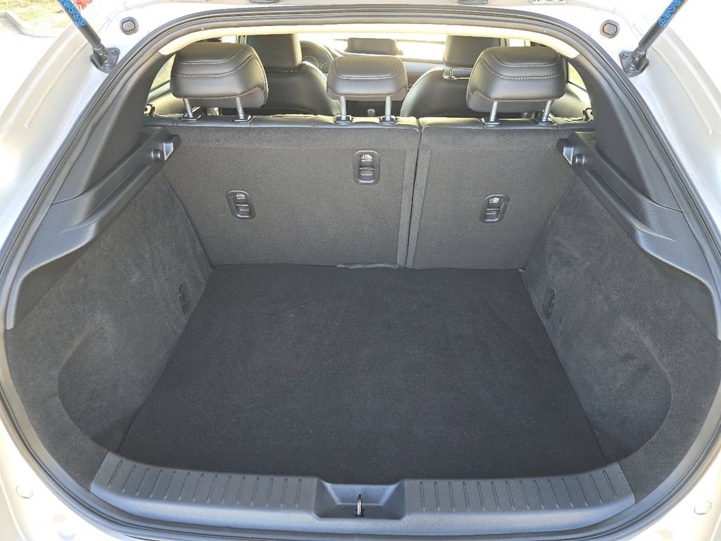 Used 2022 MAZDA CX-30 AWD 2.5 S w/ Select Package image 16