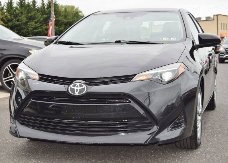 Used 2019 Toyota Corolla LE FWD image 6