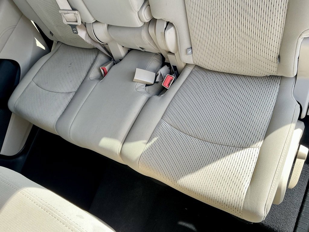 Used 2020 Dodge Journey SE image 31