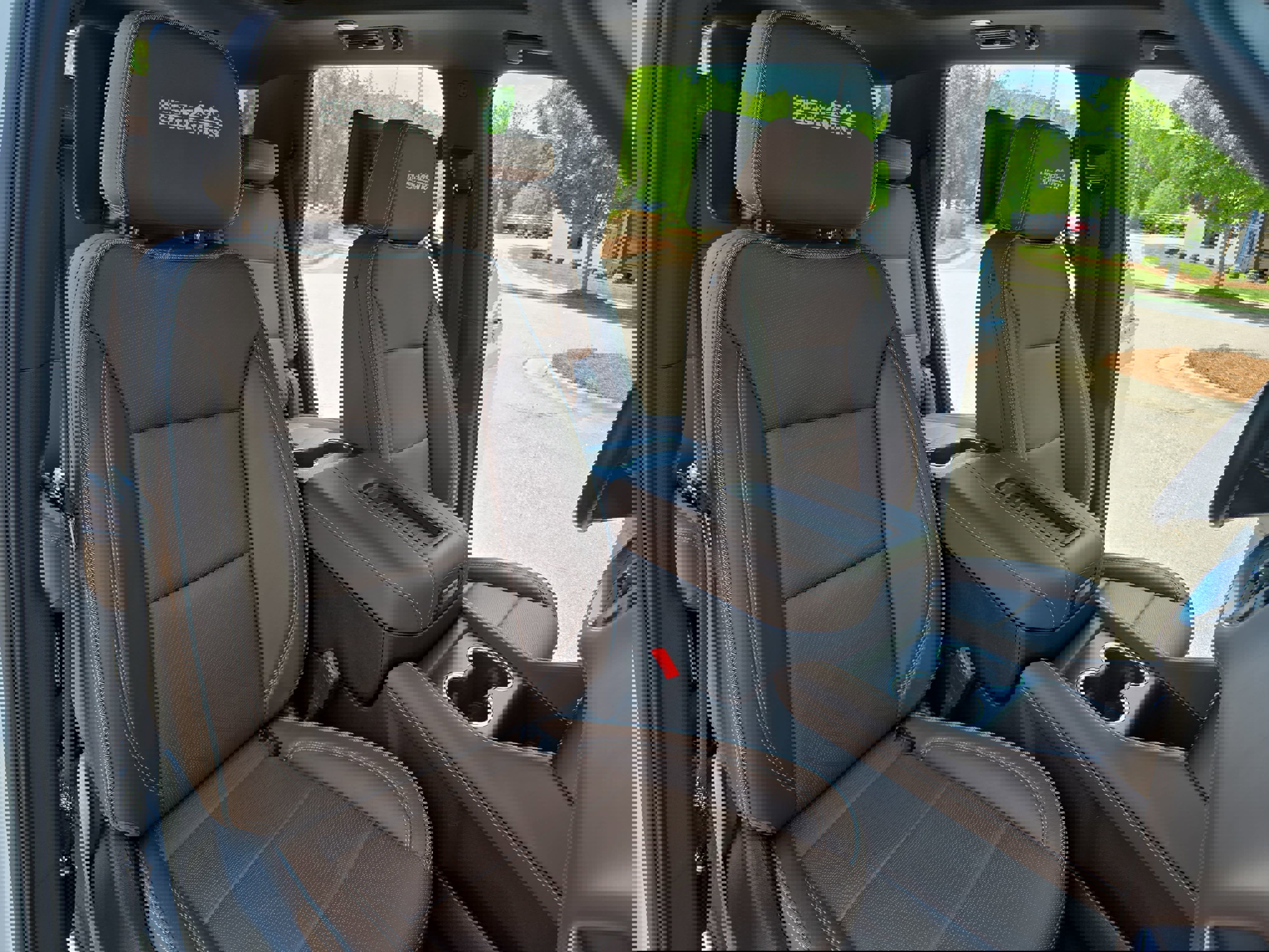 Used 2023 Chevrolet Tahoe High Country image 10