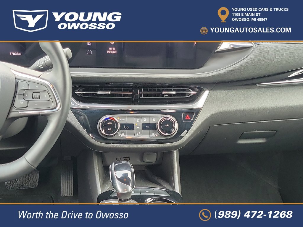 Used 2025 Buick Envista Sport Touring w/ Convenience I Package FWD image 31