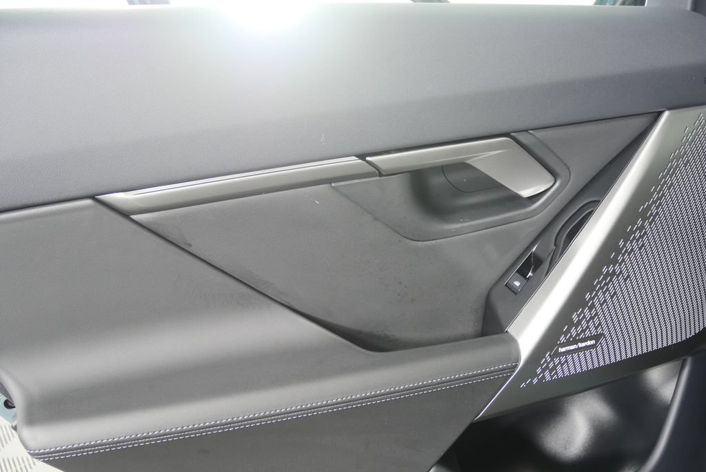 Used 2026 BMW 530i RWD image 13