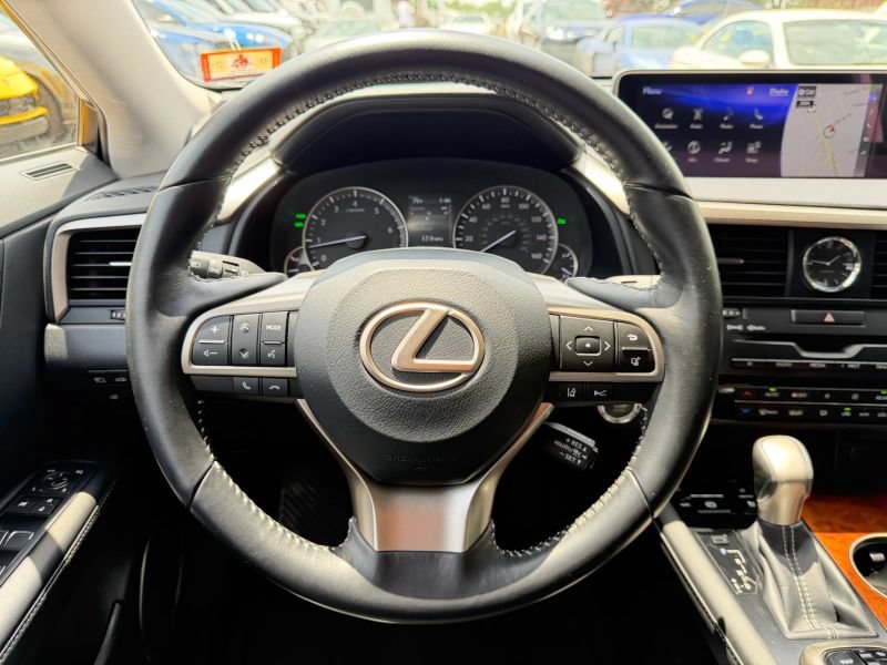 Used 2019 Lexus RX 350L AWD image 19