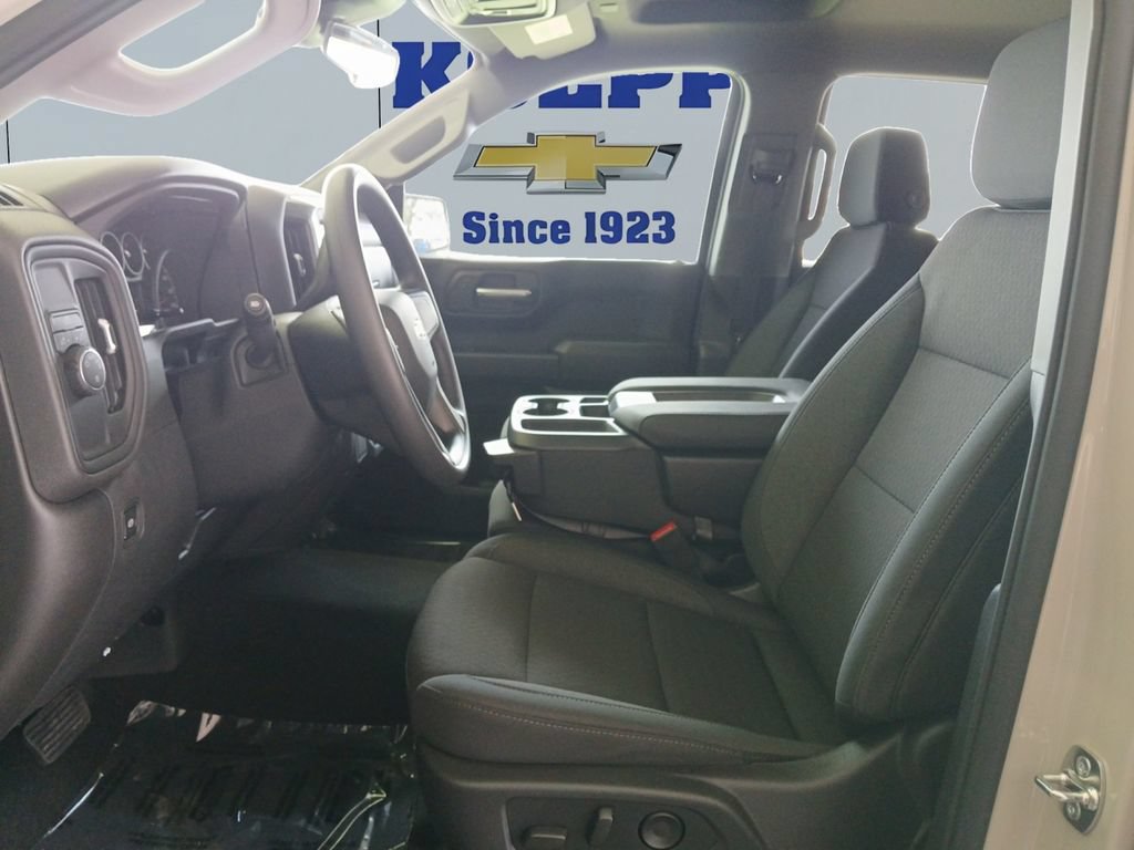 New 2026 Chevrolet Silverado 1500 Custom RWD image 10