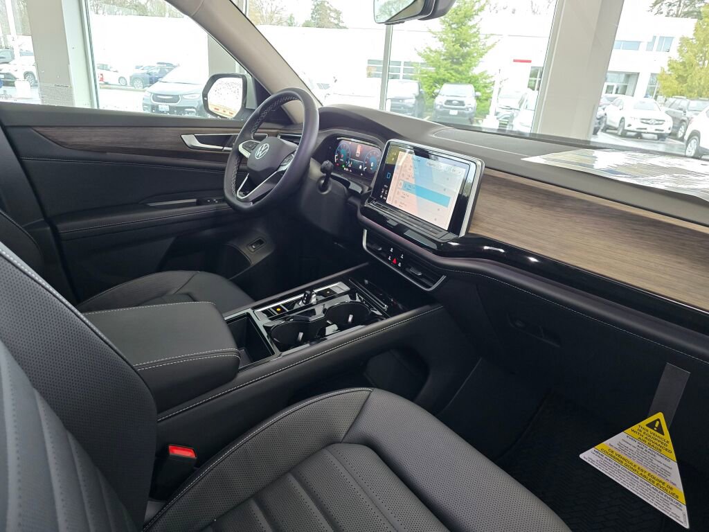 New 2025 Volkswagen Atlas Cross Sport SEL R-Line image 30