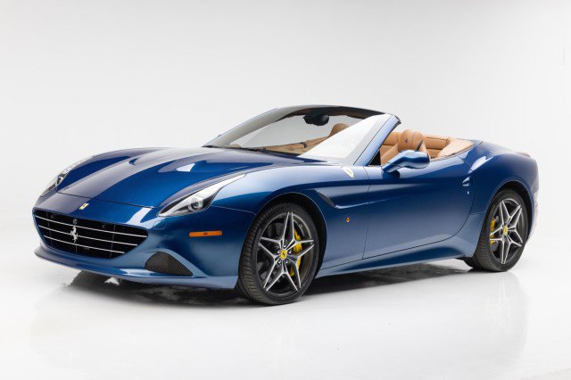 Used 2015 Ferrari California T image 9