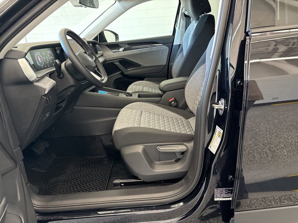 New 2026 Volkswagen Tiguan S FWD image 10