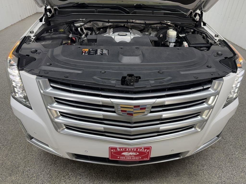 Used 2016 Cadillac Escalade ESV Platinum image 45