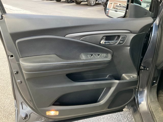 Used 2023 Honda Ridgeline RTL-E image 7