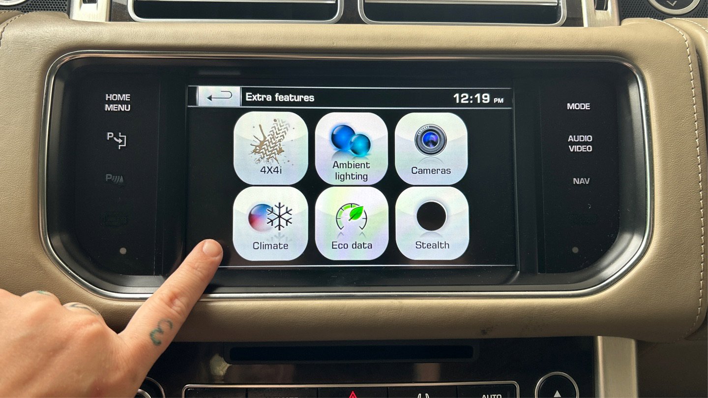 Used 2014 Land Rover Range Rover Long Wheelbase Autobiography image 14