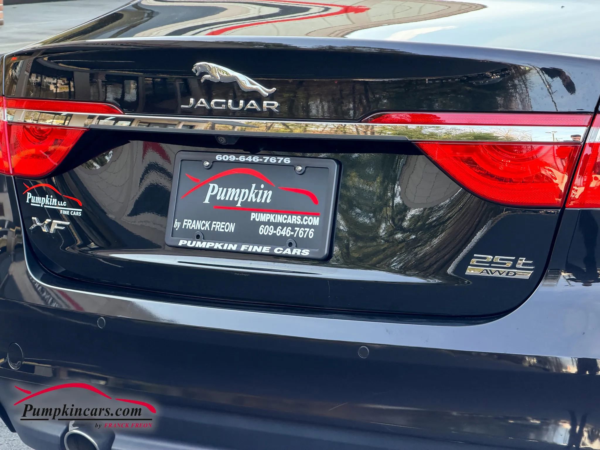 Used 2020 Jaguar XF Prestige image 16