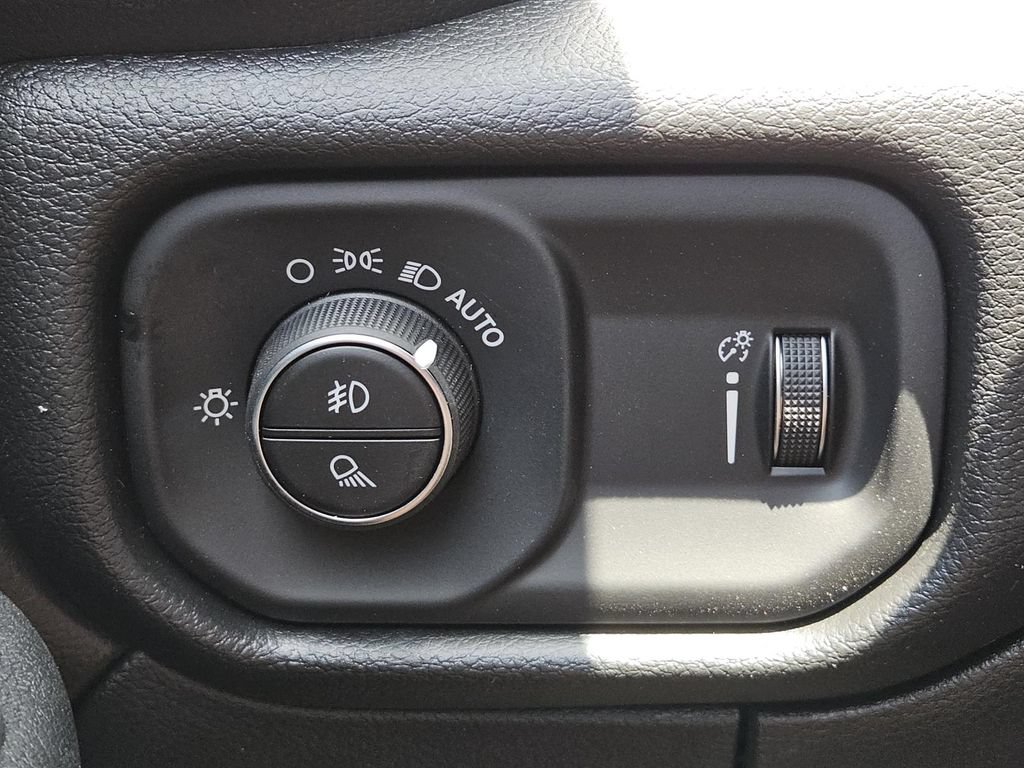 New 2026 RAM 2500 Warlock AWD/4WD image 18