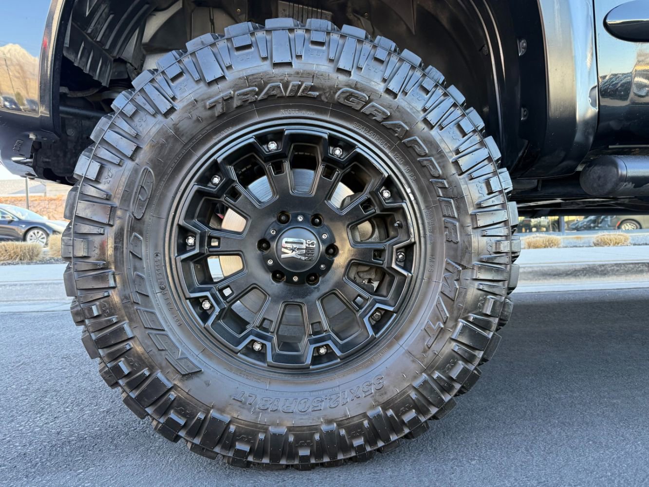 Used 2015 Nissan Titan SV w/ SV Value Truck Package image 25