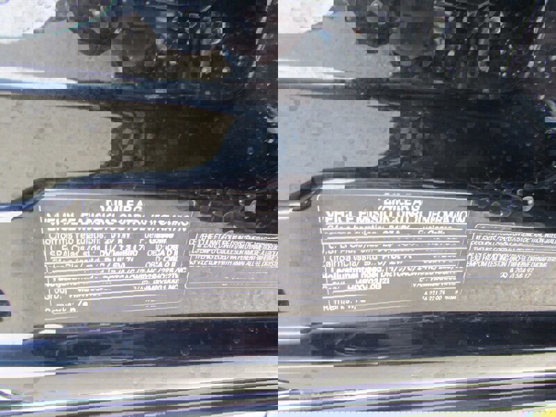 Used 2017 Mercedes-Benz E 400 4MATIC Wagon image 38