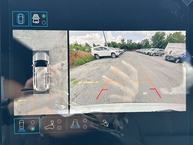 New 2026 GMC Acadia AT4 image 17