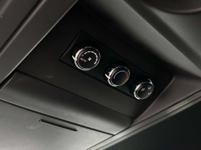 Used 2017 Dodge Grand Caravan GT FWD image 30