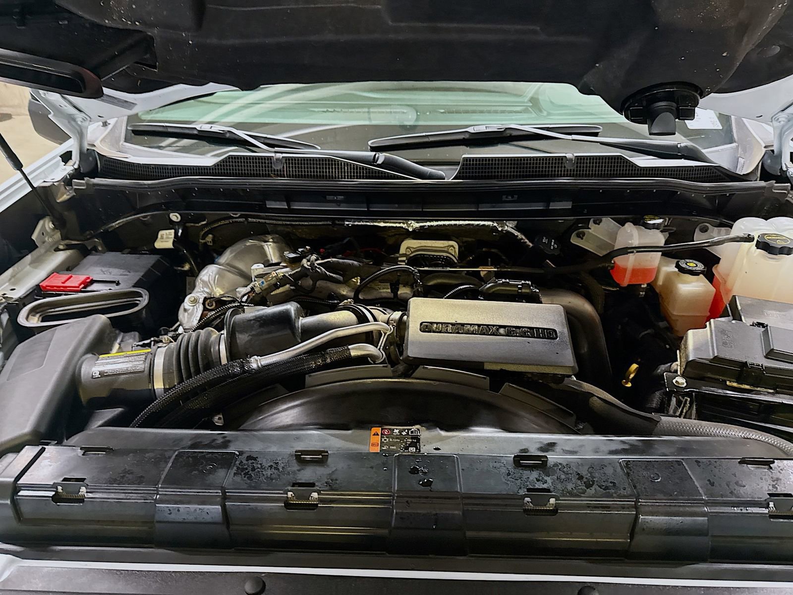 Used 2025 Chevrolet Silverado 2500 LT w/ Convenience Package image 32