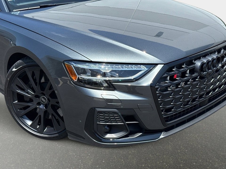 New 2025 Audi S8 image 22