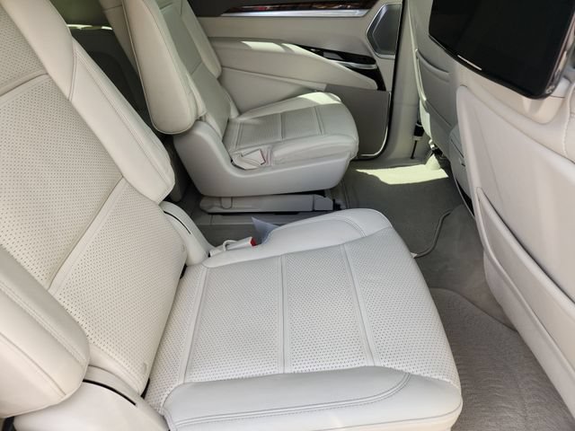 Used 2025 Cadillac Escalade ESV Sport Platinum AWD/4WD image 23
