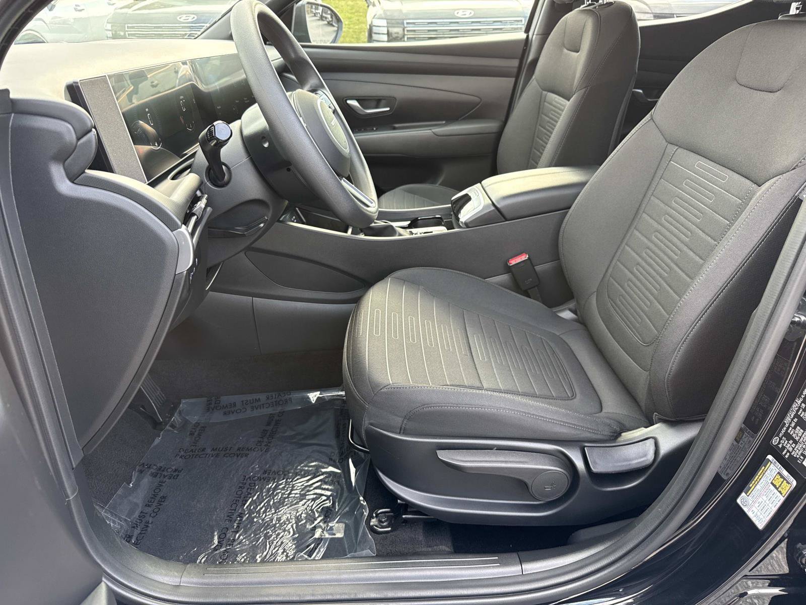 Certified 2025 Hyundai Santa Cruz SE AWD/4WD image 24