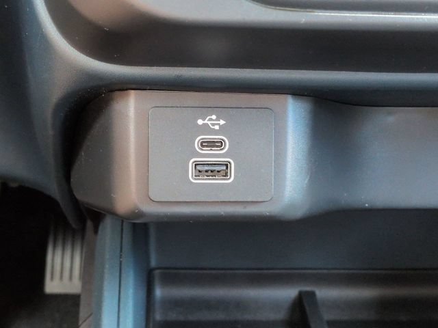 Certified 2025 Ford Maverick XL w/ Equipment Group 102A AWD/4WD image 21