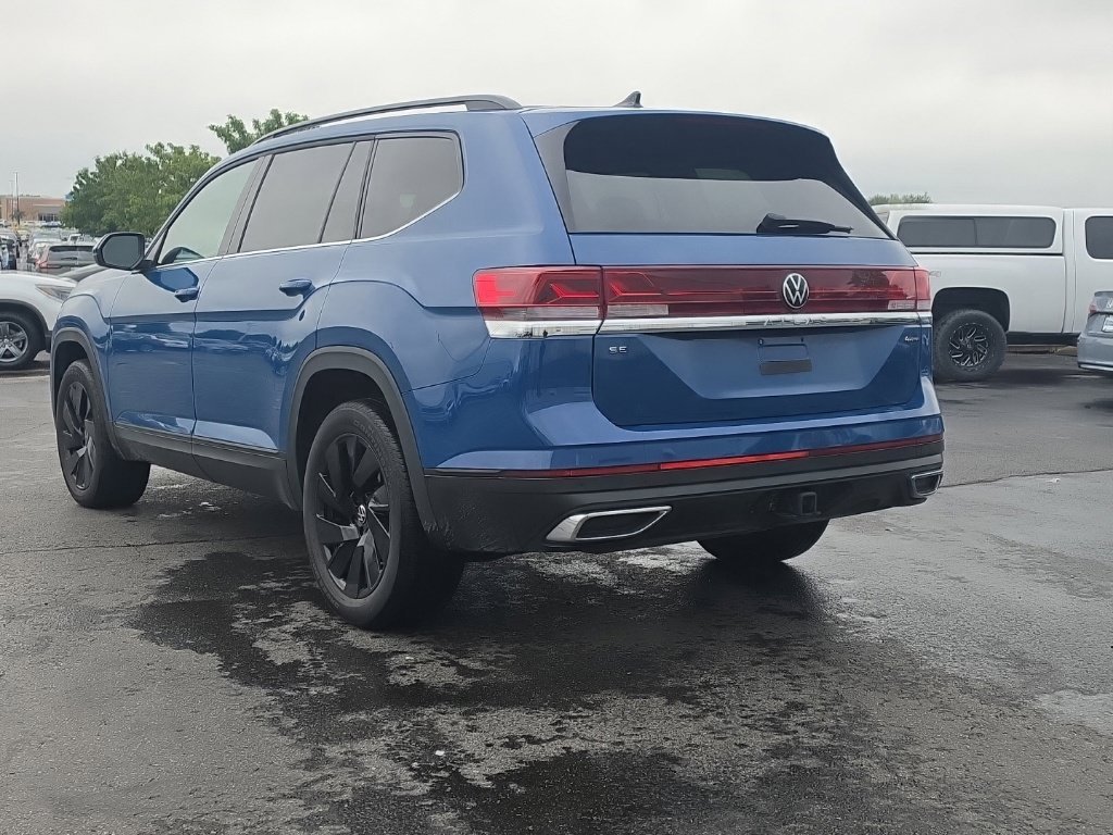 Used 2025 Volkswagen Atlas SE AWD/4WD image 5