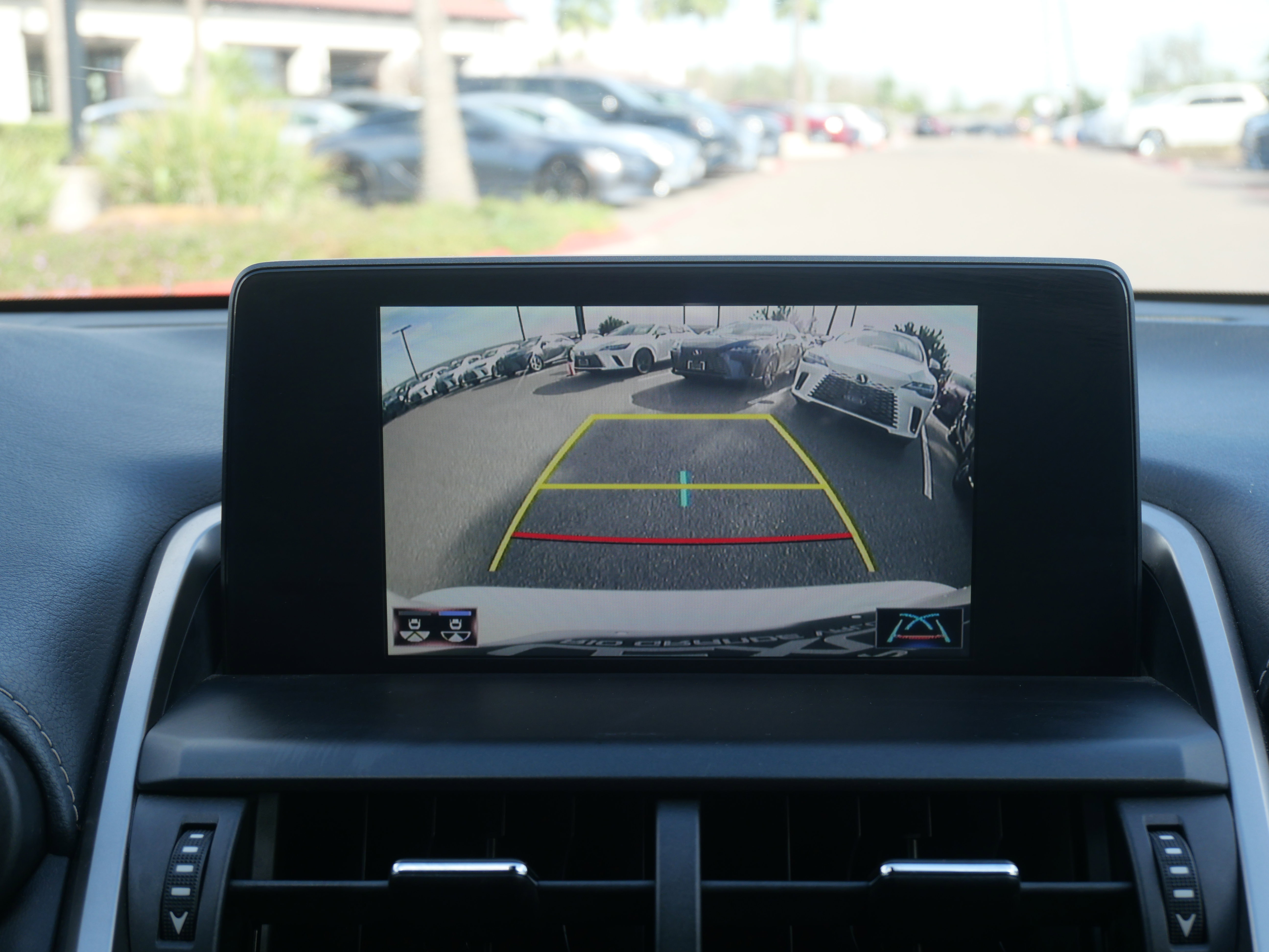 Used 2018 Lexus NX 300 FWD image 14