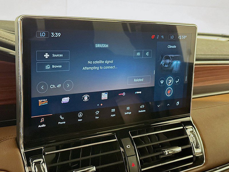 Used 2024 Lincoln Navigator Reserve AWD/4WD image 15