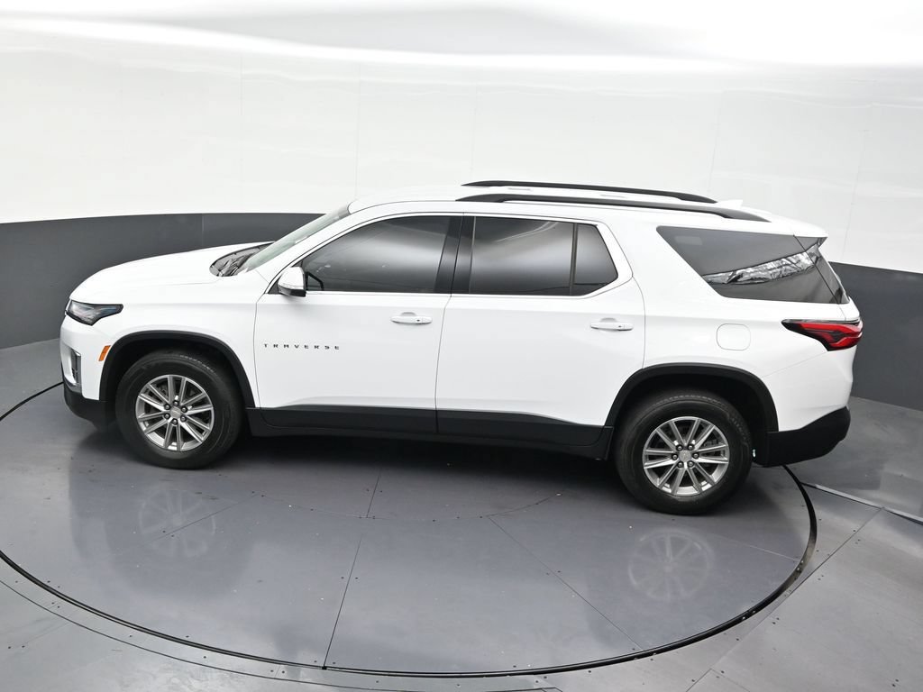 Used 2023 Chevrolet Traverse LT FWD image 11
