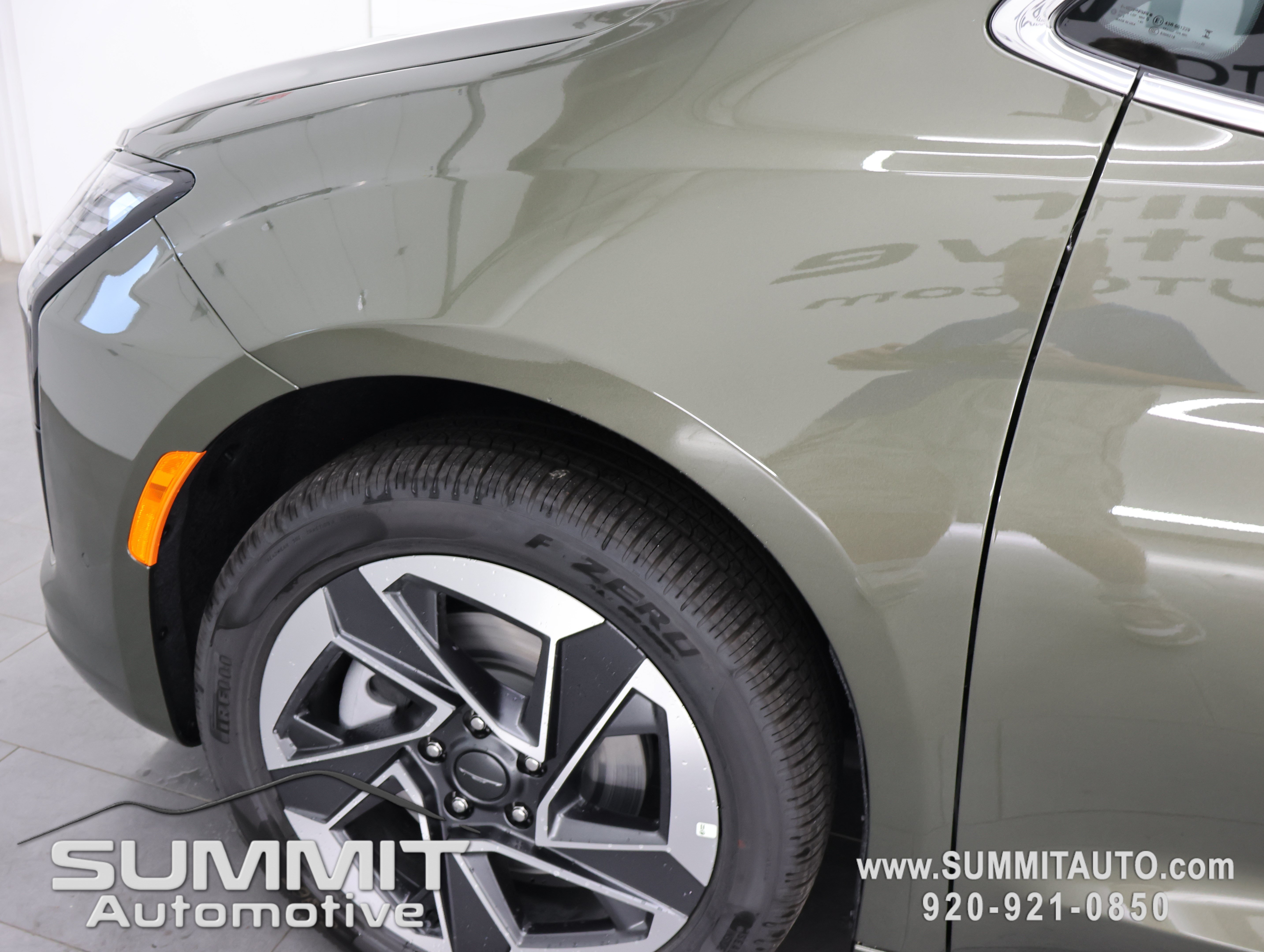 New 2027 Chrysler Pacifica Limited AWD/4WD image 39