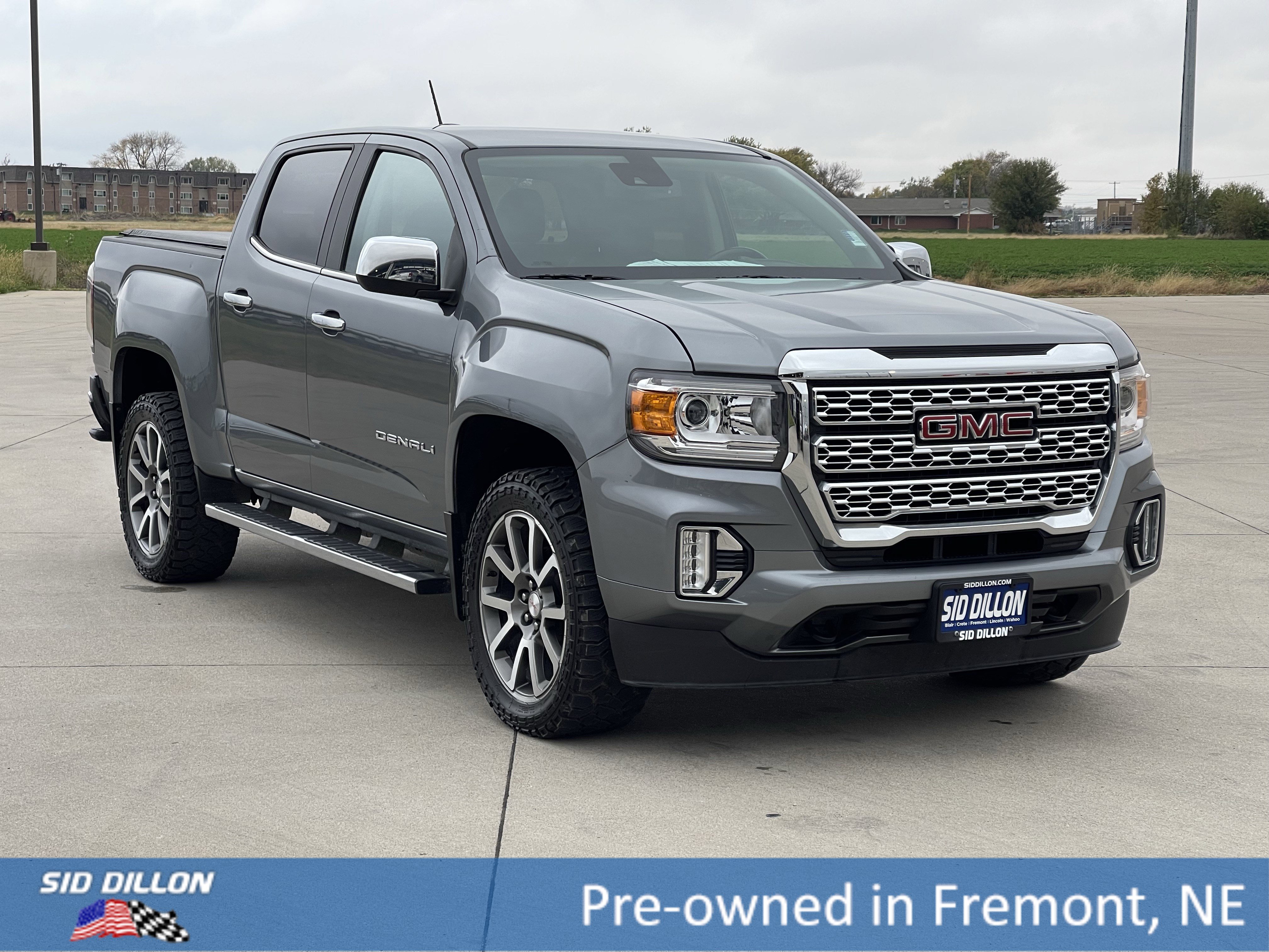 Used 2021 GMC Canyon Denali image 11