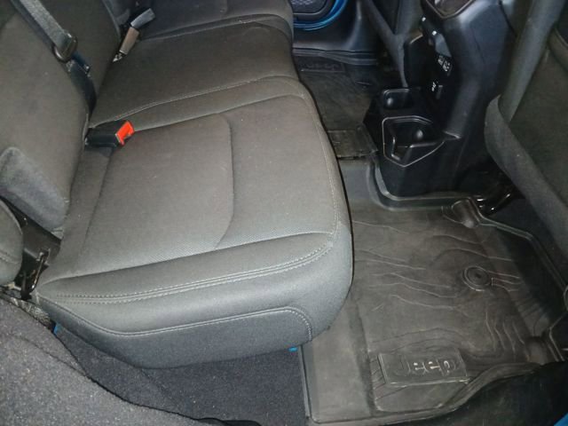 Used 2020 Jeep Wrangler Unlimited Sahara image 54