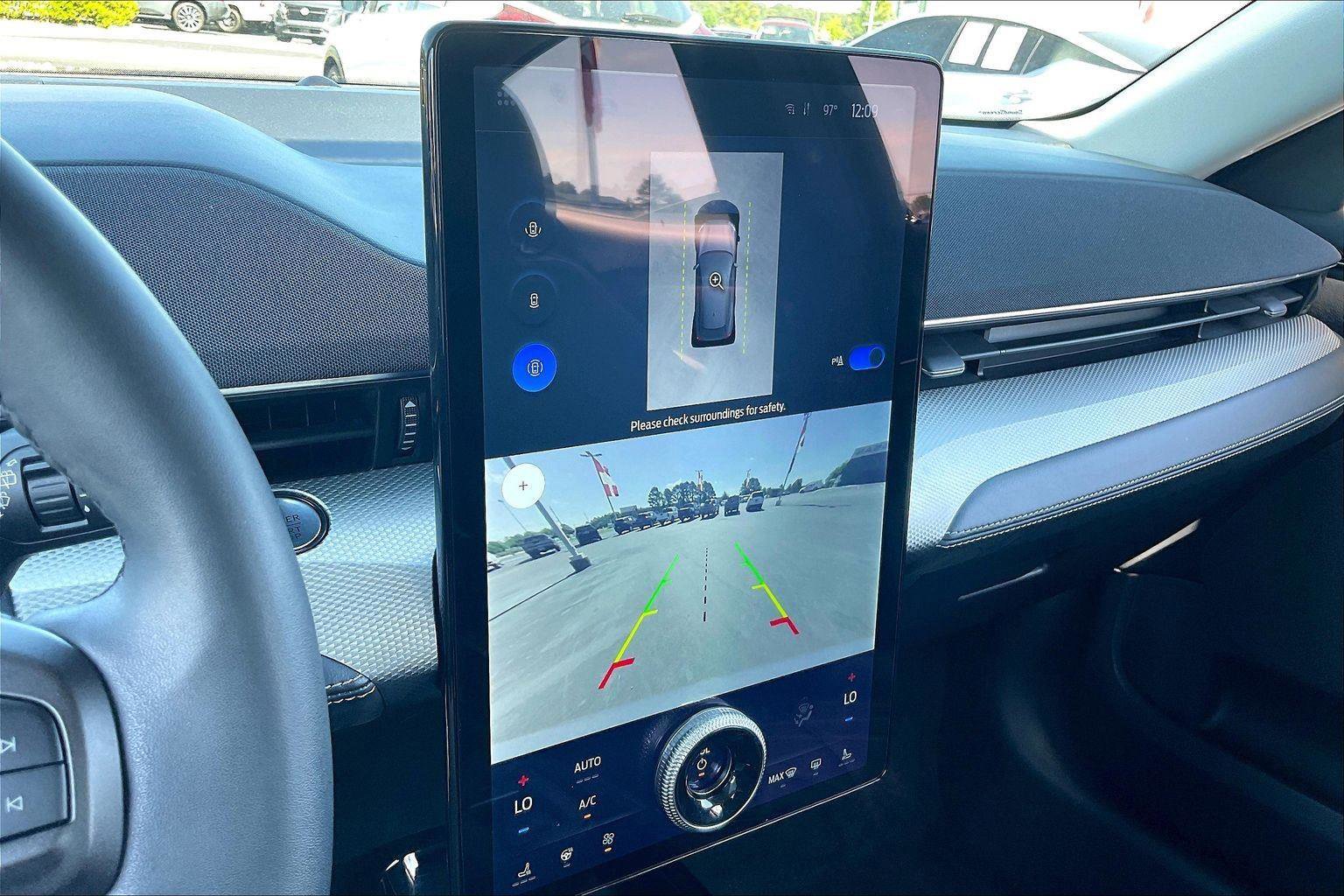 Used 2022 Ford Mustang Mach-E Select w/ Comfort/Technology Package RWD image 22