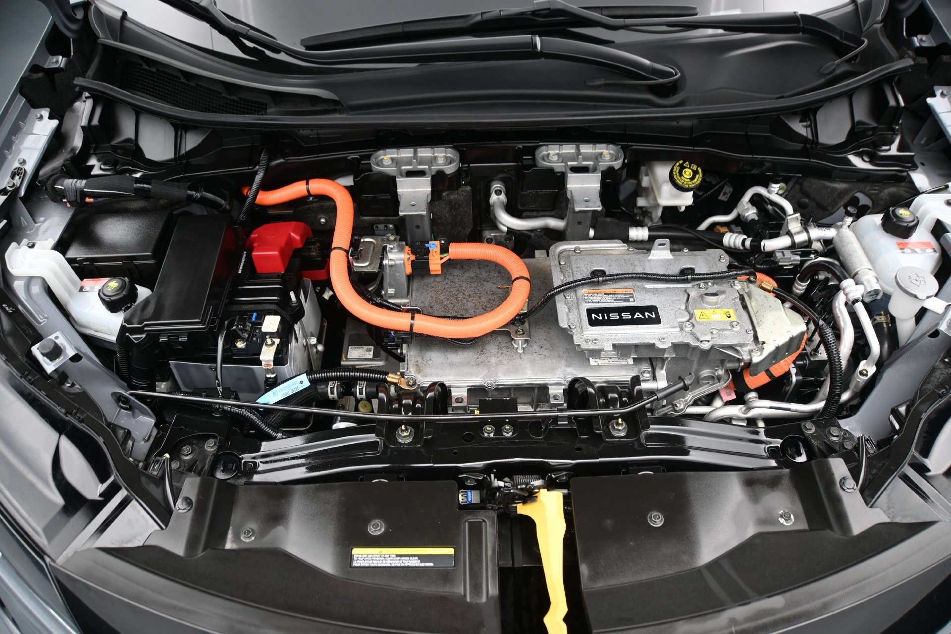 Used 2023 Nissan Ariya AWD image 26