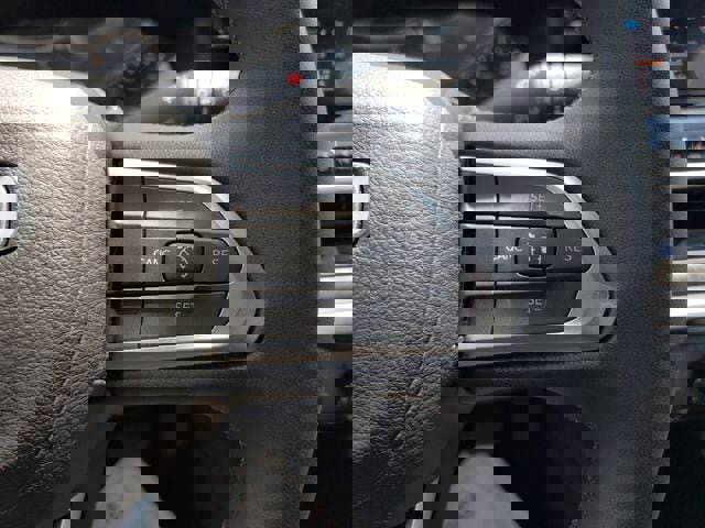 Certified 2025 Jeep Compass Latitude AWD/4WD image 27