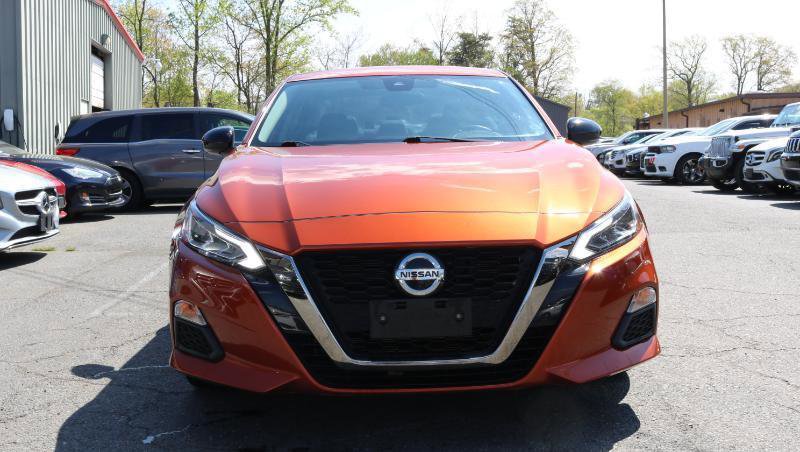 Used 2021 Nissan Altima 2.5 SR w/ SR Premium Package FWD image 2