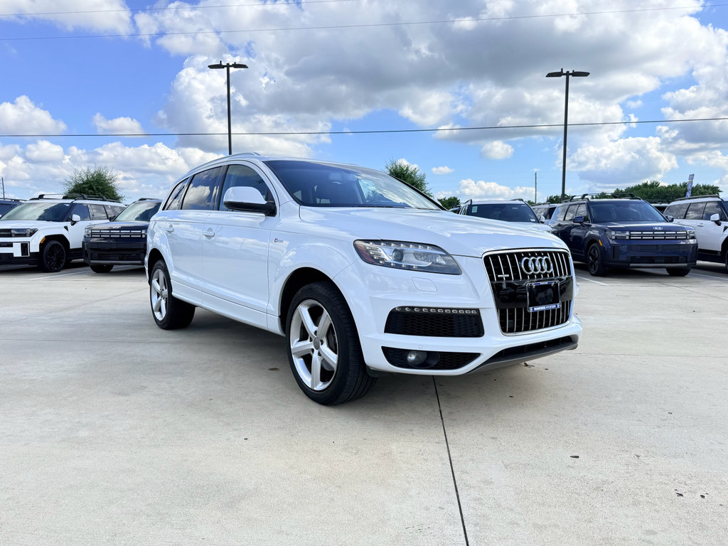 Used 2013 Audi Q7 3.0T S line Prestige w/ Cold Weather Pkg AWD/4WD image 3