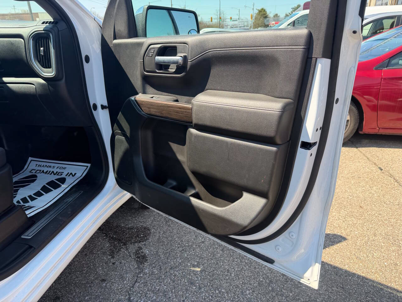 Used 2021 Chevrolet Silverado 1500 LT w/ Safety Package II AWD/4WD image 40
