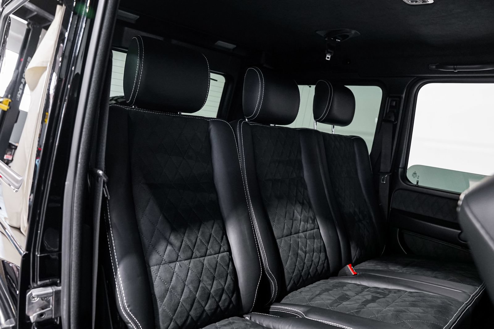 Used 2017 Mercedes-Benz G 550 Squared image 35