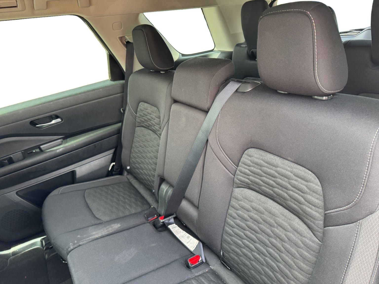 Used 2022 Nissan Pathfinder SV w/ SV Black Package image 16