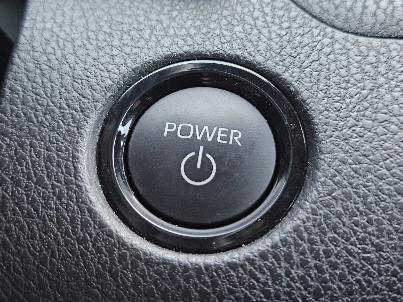 Used 2025 Toyota Camry SE w/ Convenience Package image 25