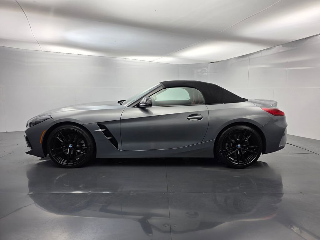 Used 2023 BMW Z4 sDrive30i w/ Shadowloine Package image 8
