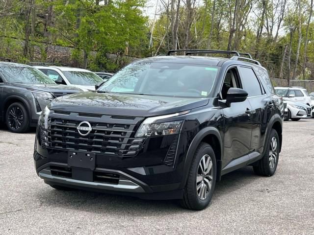 New 2026 Nissan Pathfinder SL AWD/4WD image 3