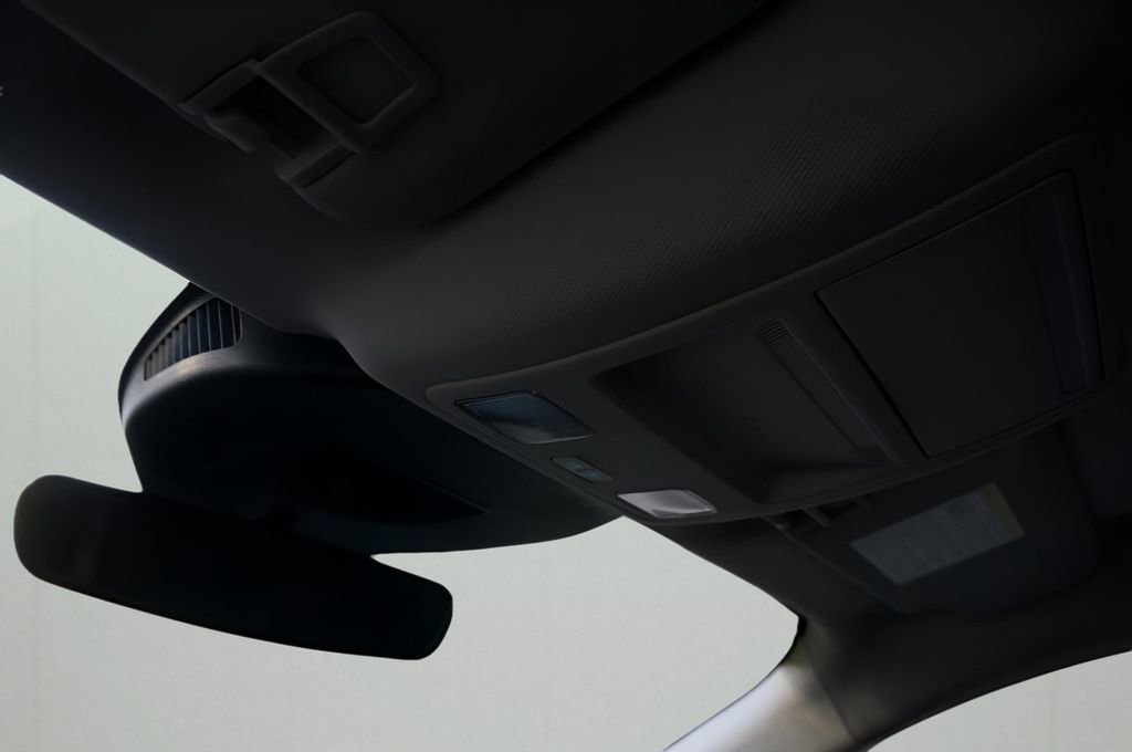 Used 2023 Ford Escape Active image 28