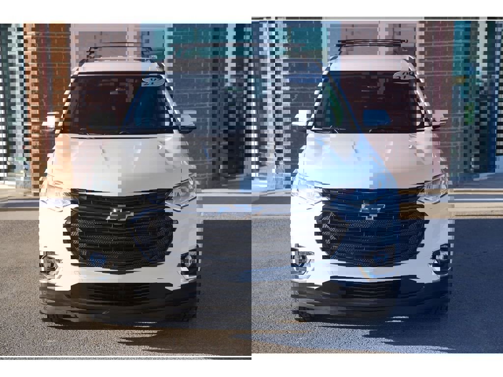 Used 2019 Chevrolet Traverse LT w/ LPO, Black Accent Package image 3