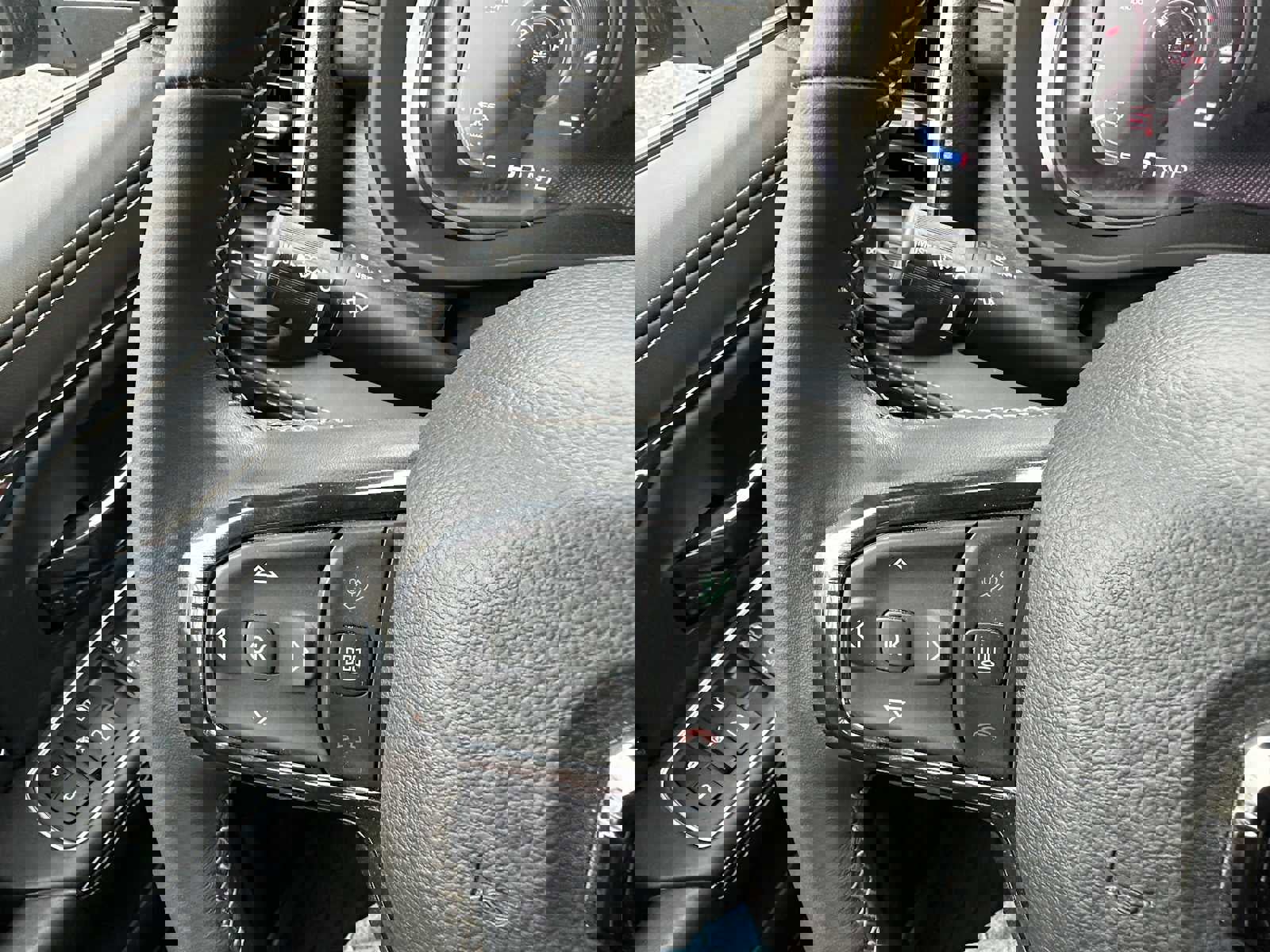 Used 2024 RAM 3500 Limited image 37