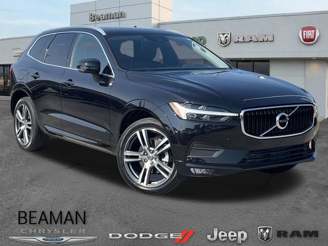 Used 2021 Volvo XC60 T5 Momentum w/ Protection Package Premier FWD image 1